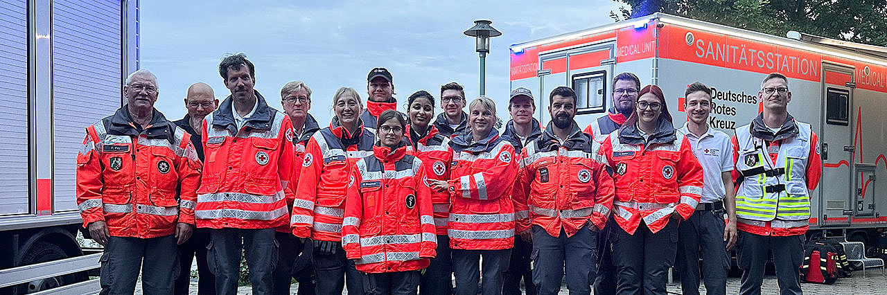 Sanitäterinnen und Sanitäter im Sanitätsdienst